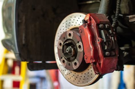 4 Must-Do’s During Brake Maintenance – MechStuff