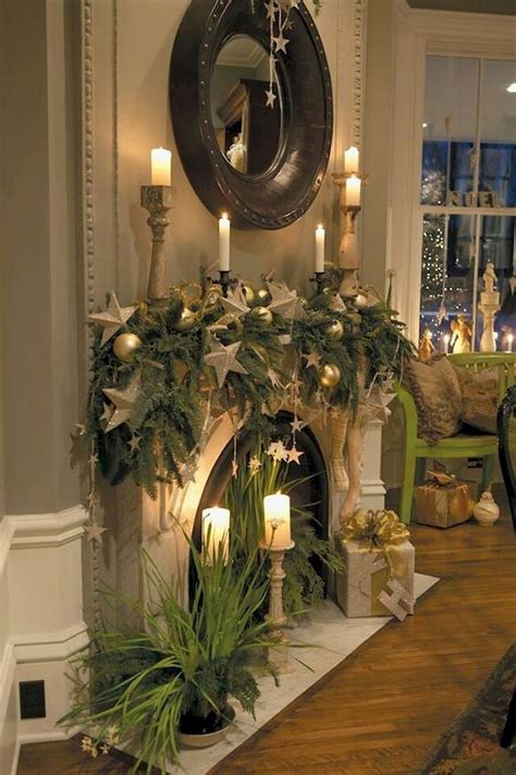 50 Elegant Christmas Mantel Decor Ideas | Christmas mantel decorations ...