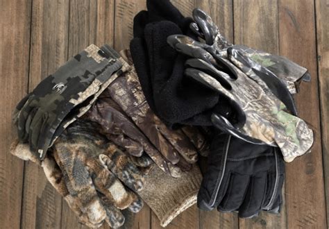 Best Hunting Gloves For Cold Weather In 2021 - Tactical Huntr