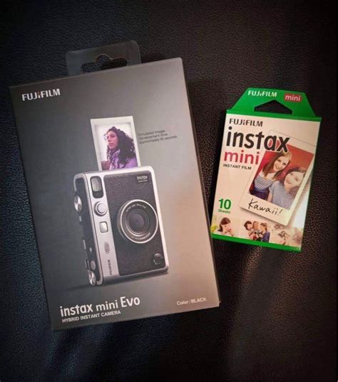 INSTAX MINI EVO, Photography, Cameras on Carousell