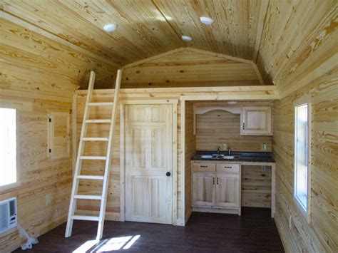 Beautiful Cabin Interior | Perfect for a Tiny Home