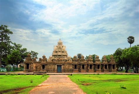 Top 18 Most Famous Hindu Temples in Tamil Nadu