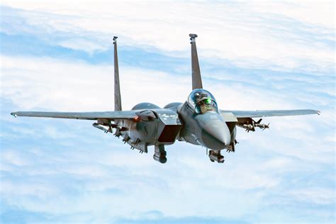 Top 5: The US Fighter Jets With The Longest Service Lives