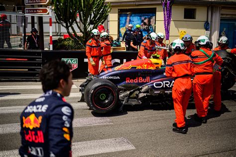 F1 crash damage 'championship' as Sergio Perez ahead of Kevin Magnussen