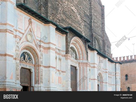 Bologna Cathedral Image & Photo (Free Trial) | Bigstock