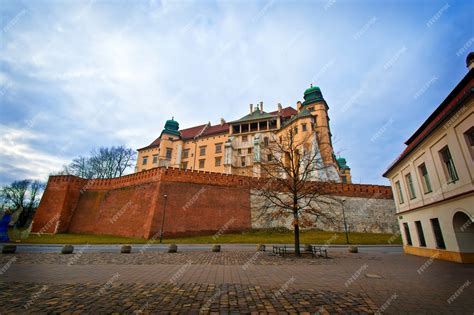 Premium Photo | Wawel Castle.