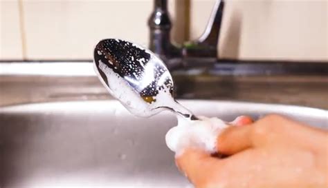 How To Clean Stainless Steel Cutlery - Make It Shine!