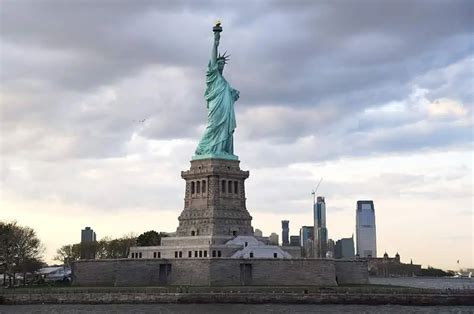 THE STATUE OF LIBERTY & ELLIS ISLAND - Acoustiguide – Audio Tours ...