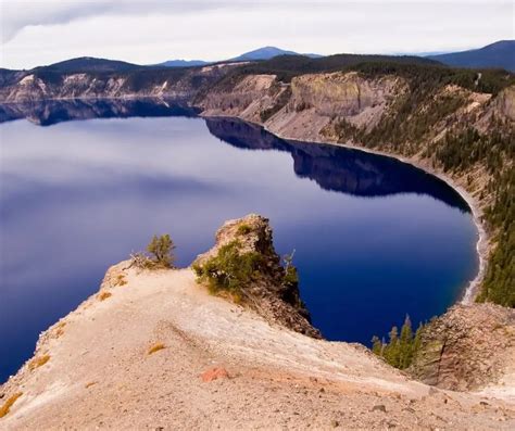 Crater Lake Facts for Kids - KonnectHQ