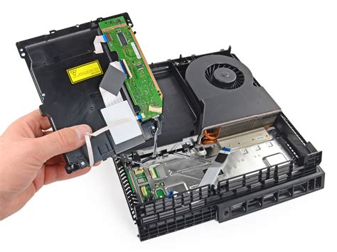 iFixit opens up the Playstation 4—replaceable hard drive earns big props | Ars Technica