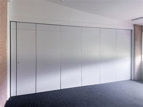 Acoustic Operable Wall - Track Mounted | PPA 90 Series