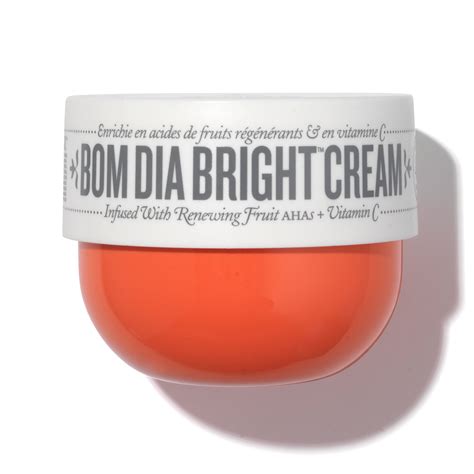 Why Sol de Janeiro Brazilian Bum Bum Cream Is an Editor Fave | Who What Wear