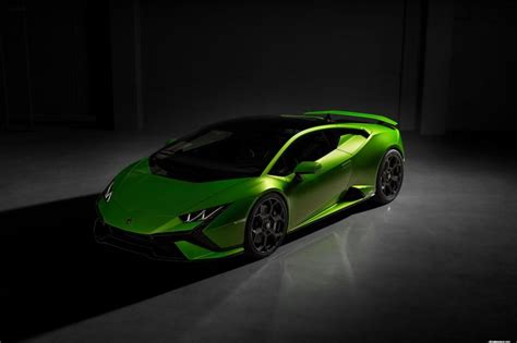 Specs for all Lamborghini Huracan Tecnica versions