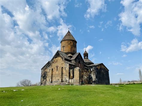 Armenia Holiday: Explore History and Culture - PHAROS