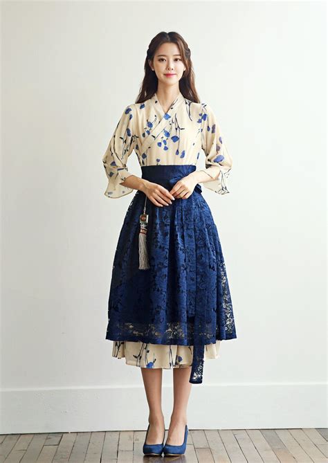 Korean Fashion Dress, Korean Dress, Asian Fashion, Fashion Dresses, Korean Traditional Dress ...