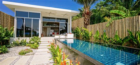 The Beach House - Beachfront villa in Phuket, Thailand with pool