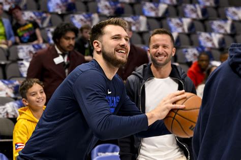 Luka Doncic's Dunk In Trail Blazers-Mavs Game Is Going Viral ...