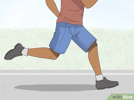 4 Ways to Improve Leg Circulation - wikiHow