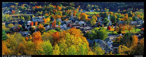 Panoramic Picture/Photo: Vermont small town with trees in autumn colors. Vermont, New England, USA