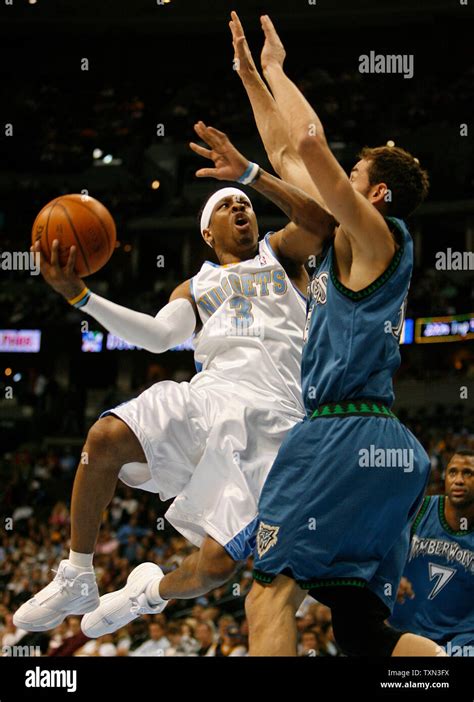 Allen iverson nuggets hi-res stock photography and images - Alamy