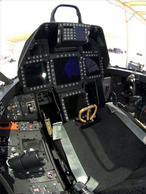 f 22 raptor cockpit - Google Search Air Fighter, Fighter Pilot, Fighter Aircraft, Fighter Planes ...