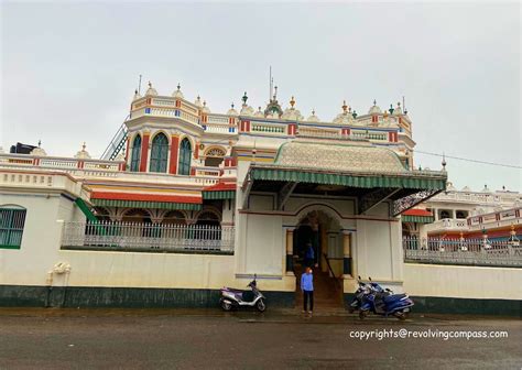 Hopping through heritage Chettinad houses in Karaikudi - The Revolving Compass