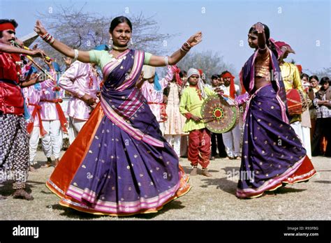 Folk Dance, madhya pradesh, india Stock Photo - Alamy