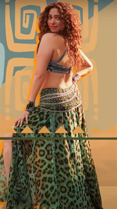 15 Hot Looks of Tamannaah Bhatia From Jailer Song With Rajinikanth