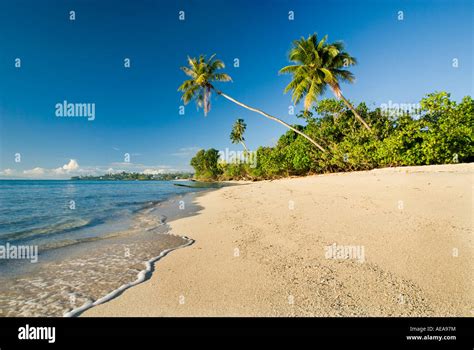 SAVAI Western Samoa beach strand MANASE south coast Stock Photo - Alamy