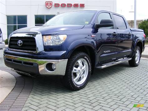 Blue toyota tundra 4x4