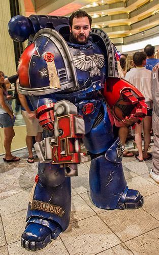 Warhammer 40k Space Marine Cosplay