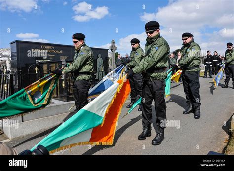 Irish Republican Socialist Party (IRSP) members in paramilitary ...