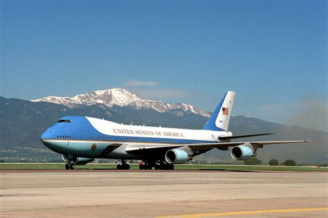 VC-25 Air Force One | Military.com