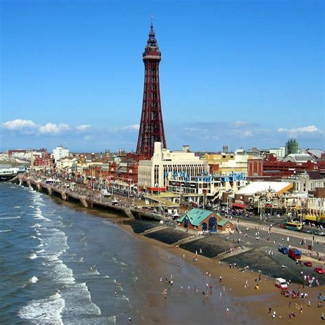 The Best Beaches in Blackpool - BeachAtlas