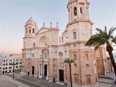 Guided tour of Cadiz Cathedral - Tourswalking