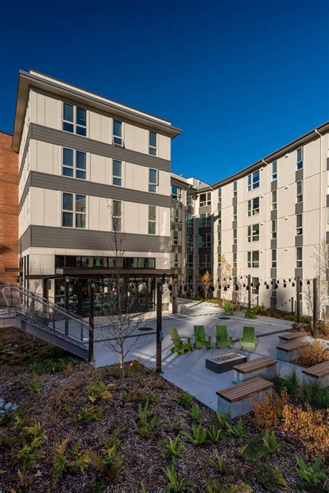 7000 Campus Livingat Shoreline Community College - Encore Architects