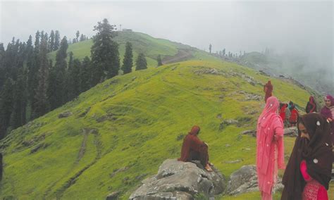 Travel: Sudhan Gali will make you forget Murree - Newspaper - DAWN.COM