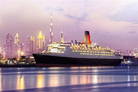 floating-hotel-dubai-queen-elizabeth-2-hotel-uae - Dubai UAE Travel, Tour Guide