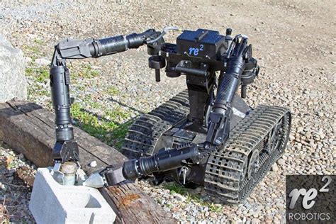 RE2 develops new robot for explosive ordnance disposal - UPI.com