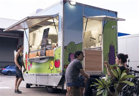 A New Vegetarian Food Truck