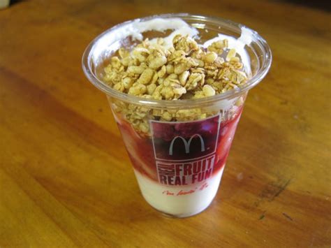 Review: McDonald's - Fruit ‘N Yogurt Parfait