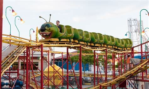 Coaster - Wacky Worm - Rides 4-U