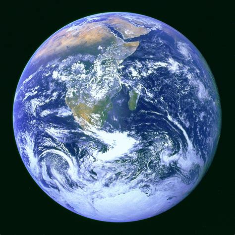 File:The Blue Marble.jpg - Wikipedia