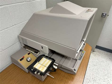 Kodak Starmate 500 Microfiche Reader/Printer - Gavel Roads Online Auctions