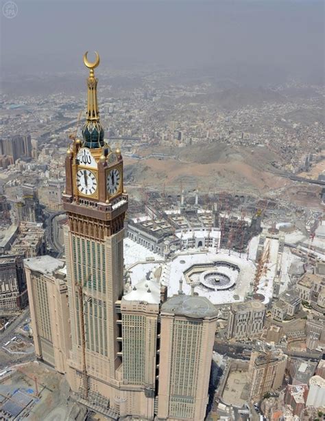 Abraj Al-bait Endowment Mecca Saudi Arabia - Photorator