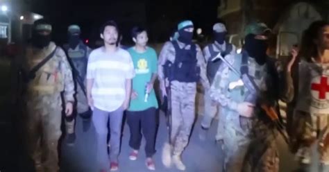 Video shows third group of hostages released by Hamas