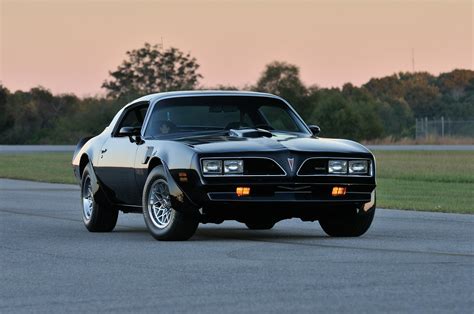 320x568 resolution | black Pontiac Trans Am Firebird HD wallpaper | Wallpaper Flare