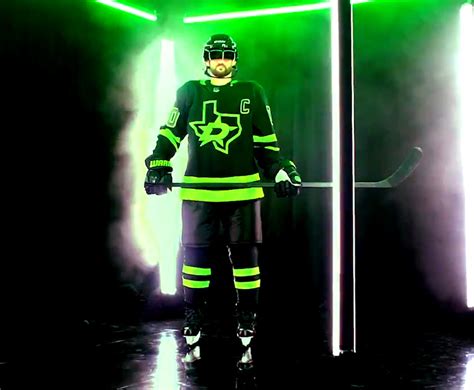 Dallas Stars Reveal New “Blackout” Third Uniform – SportsLogos.Net News