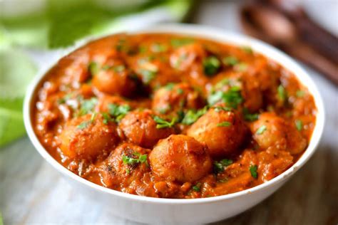 How to Make Scrumptious Kashmiri Dum Aloo at Home| Indian Cuisine - Breaking News & Beyond