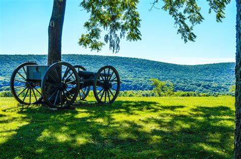 11 Best Harpers Ferry Hiking Trails (2023)